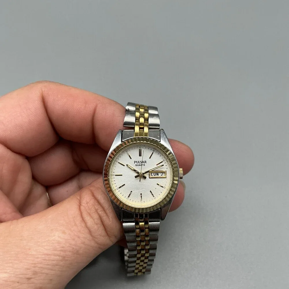 Pulsar Womens Watch 24mm Two Tone Stainless V783-X003 Day Date New Battery